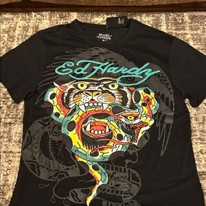 New Ed Hardy Black Tee with Vibrant Tiger Graphic